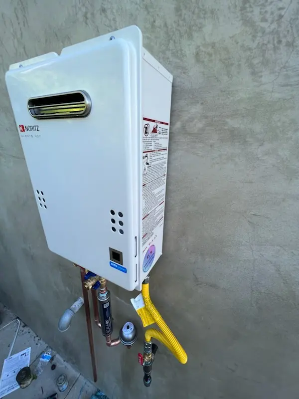 Tankless water heater installation for Seguin homes